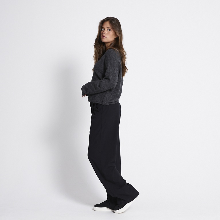 Basic v-neck knit sweater "Louise" Antracit